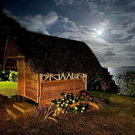 ホテル Taria Camping Te-Fare-Arii エクステリア 写真